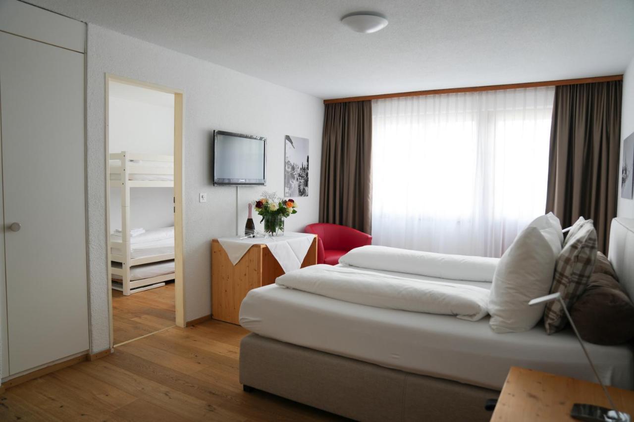 Hotel Surselva Surcuolm Εξωτερικό φωτογραφία